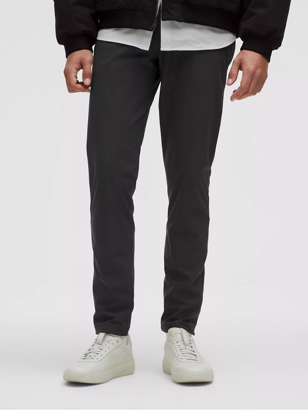 LULULEMON Men's Slim Straight Jeans in Obsidian Dark Grey